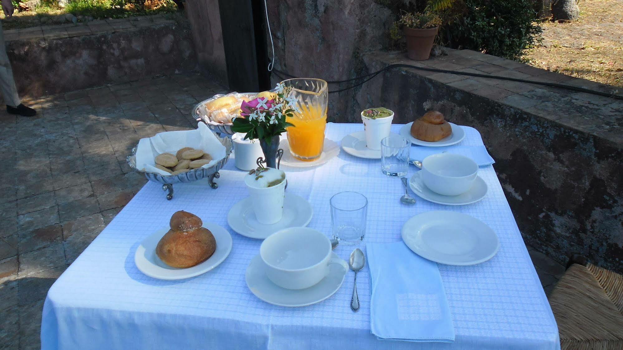 B&B Valle Allegra Gravina di Catania Exteriör bild